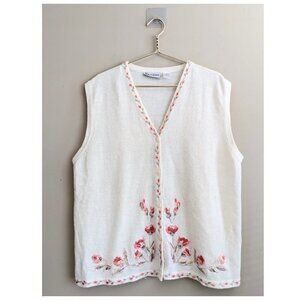 Tanjay Petites Vintage floral embroidered knit vest